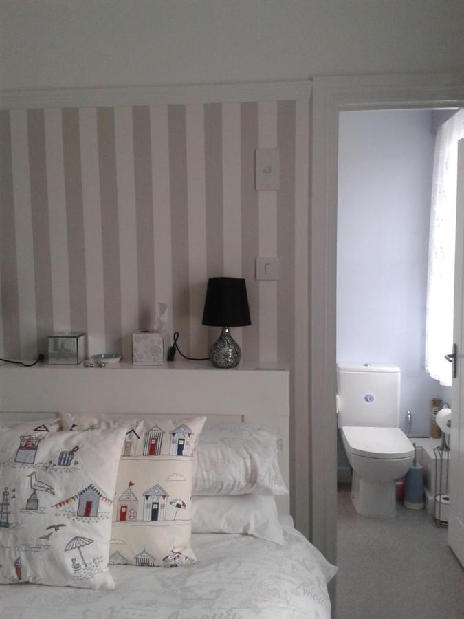 South Rising Guest House 풀 외부 사진