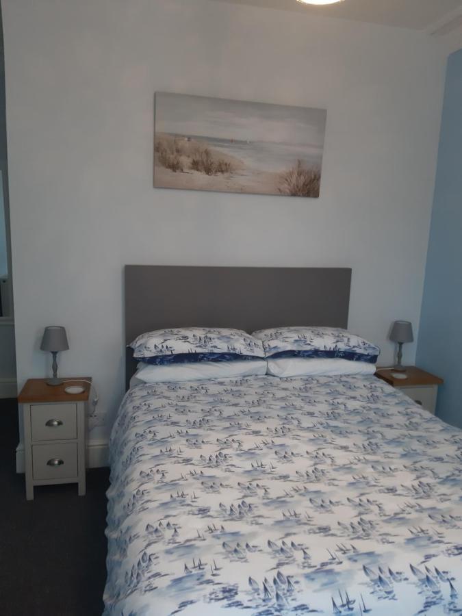 South Rising Guest House 풀 외부 사진