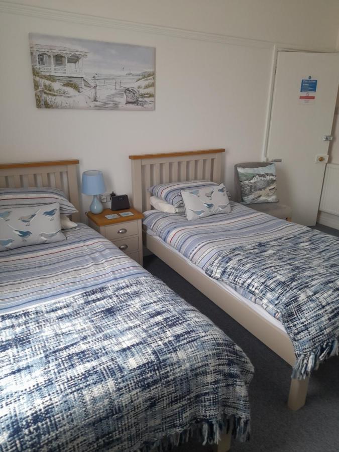 South Rising Guest House 풀 외부 사진