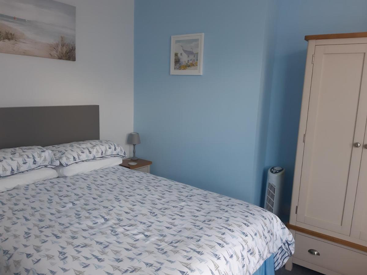 South Rising Guest House 풀 외부 사진