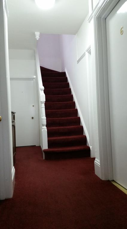South Rising Guest House 풀 외부 사진